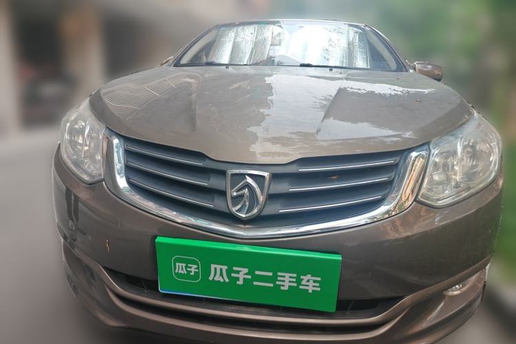 Used Baojun 630 2013 1.5L manual Comfort trim Front