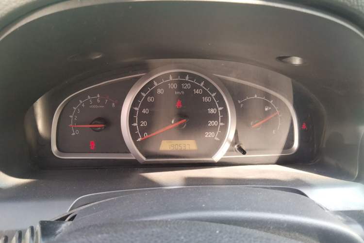 Used Baojun 630 2013 1.5L manual standard version Instrument Cluster