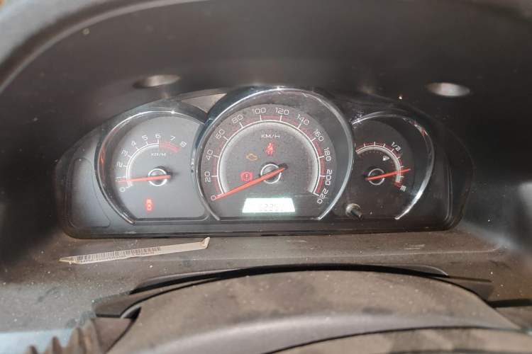 Used Baojun 630 2013 1.5L manual Elite version Instrument Cluster