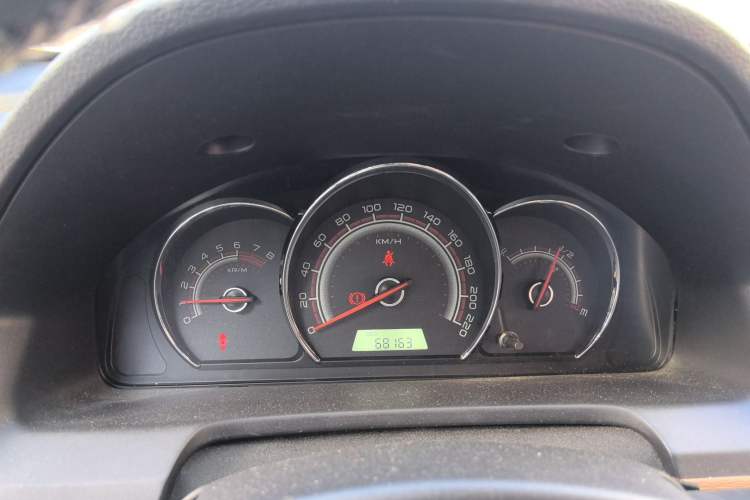 Used Baojun 630 2013 1.5L manual Comfort trim Instrument Cluster