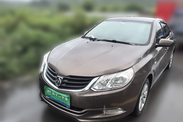 Baojun 630 2013 1.5L manual standard version de segunda mano Guazi used car, China used car export, Used car for sale, Used cars, Cheapest cars for sale