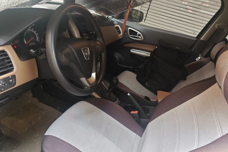 Used Baojun 630 2013 1.5L manual Comfort trim Left Front Seat