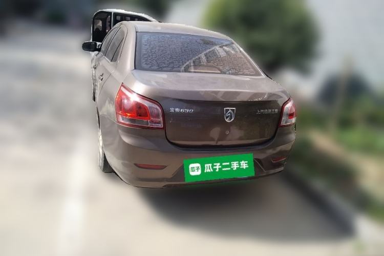Used Baojun 630 2013 1.5L manual standard version Rear