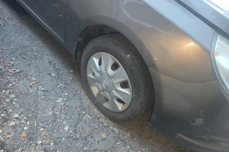 Used Baojun 630 2013 1.5L manual standard version Right Front Wheel Hub