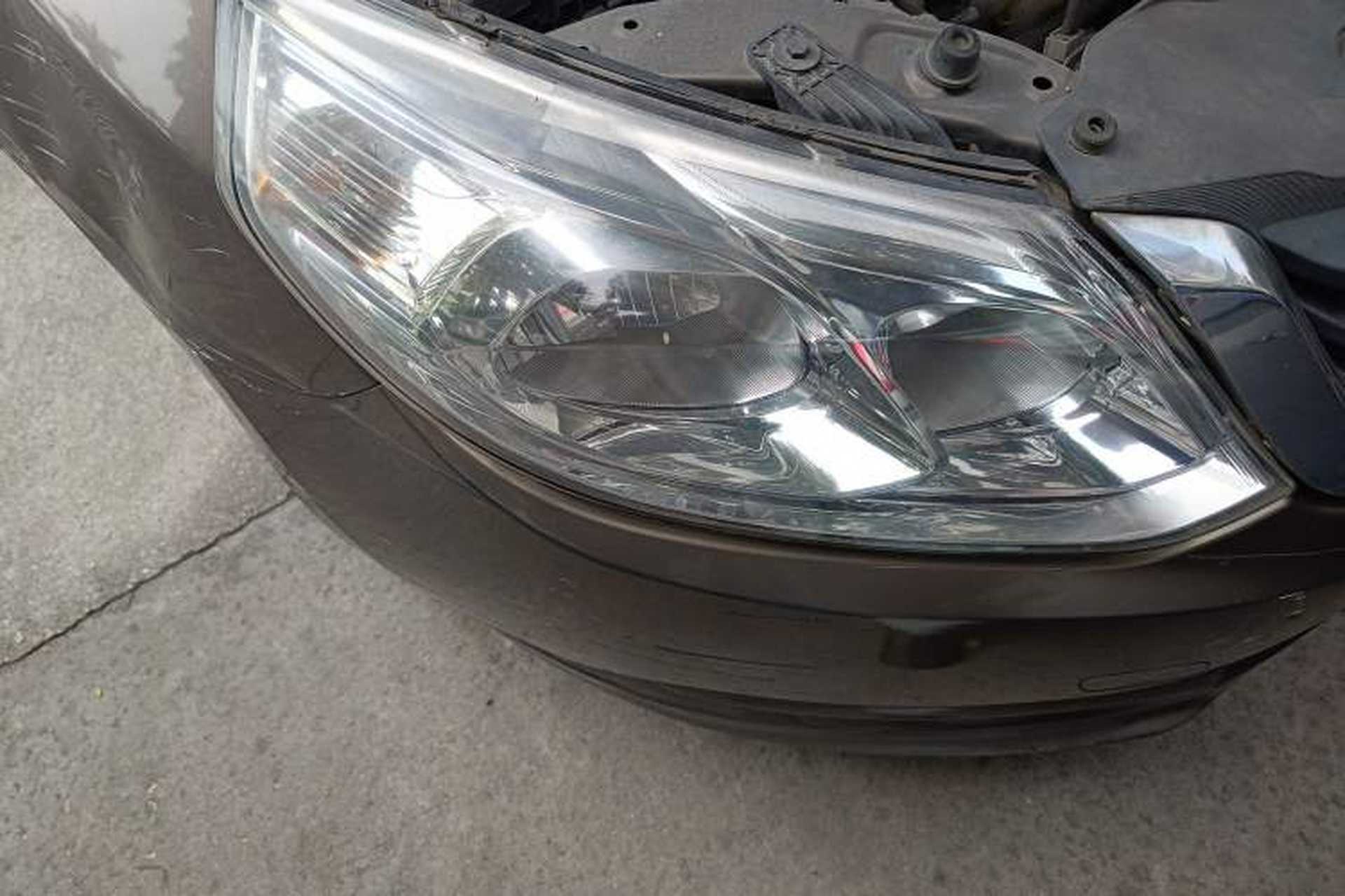 Used Baojun 630 2013 1.5L manual Comfort trim Right Front Headlight