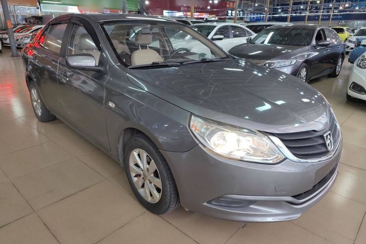 Used Baojun 630 2013 1.5L manual standard version Exterior 1