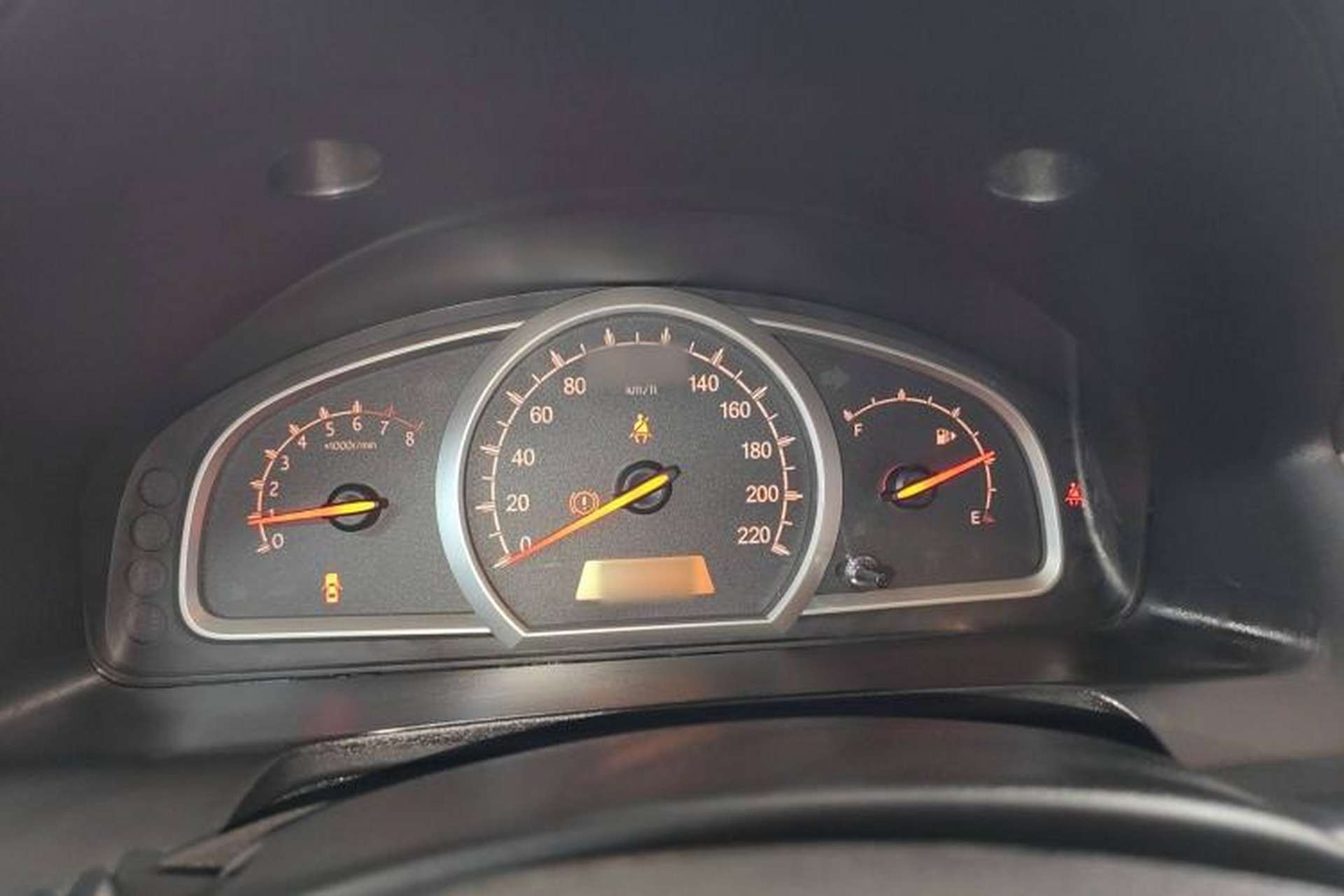 Used Baojun 630 2013 1.5L manual standard version Instrument Cluster