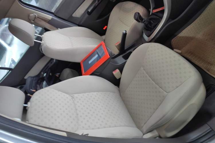 Used Baojun 630 2013 1.5L manual standard version Right Front Seat