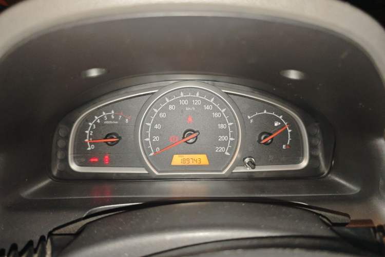 Used Baojun 630 2013 1.5L manual standard version Instrument Cluster