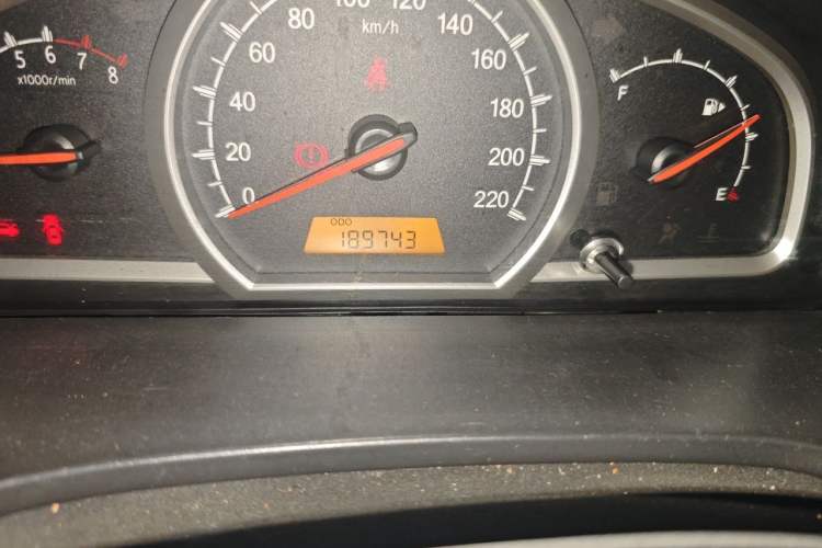 Used Baojun 630 2013 1.5L manual standard version Odometer Close Up