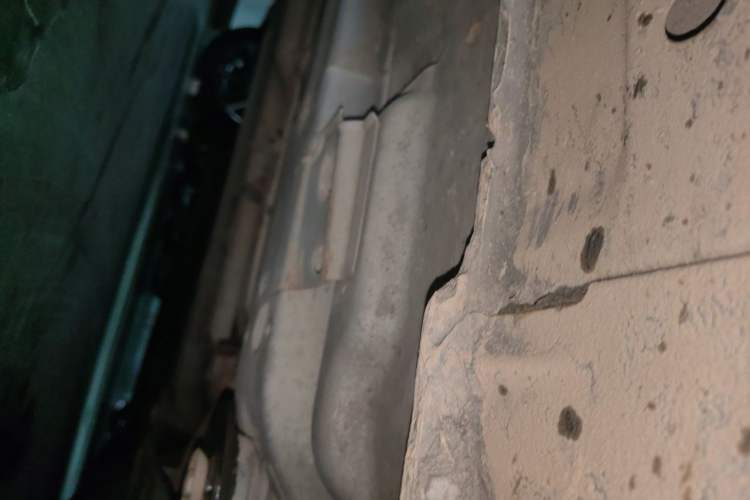 Used Baojun 630 2013 1.5L manual standard version Chassis Front Right