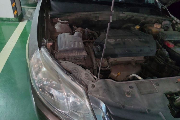 Used Baojun 630 2013 1.5L manual standard version Engine Bay Right