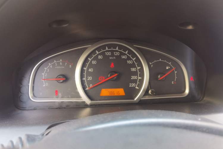 Used Baojun 630 2013 1.5L manual standard version Instrument Cluster