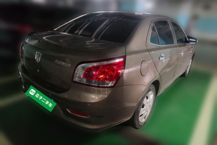 Used Baojun 630 2013 1.5L manual standard version Rear Right 45 Deg