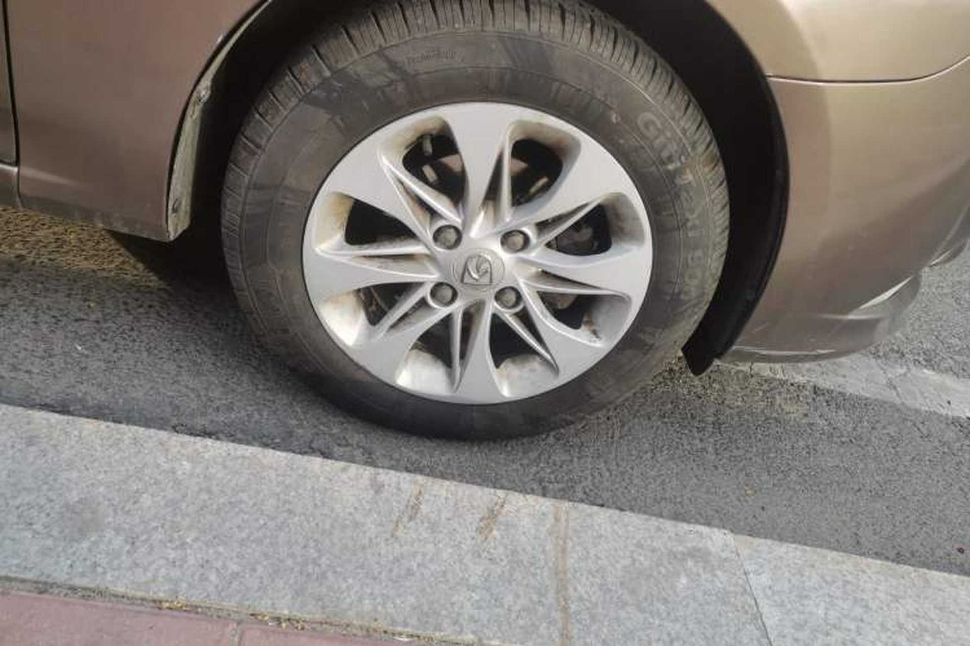 Used Baojun 630 2013 1.5L automatic comfort version Right Front Wheel Hub