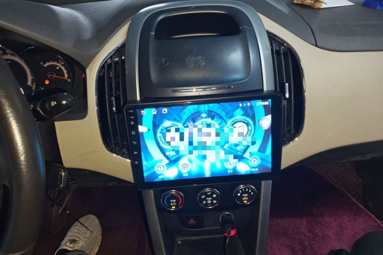 Used Baojun 630 2013 1.8L manual Elite version Audio And AC Panel