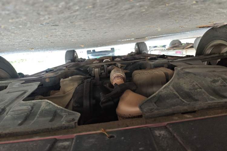 Used Baojun 630 2013 1.5L manual Comfort trim Chassis Front