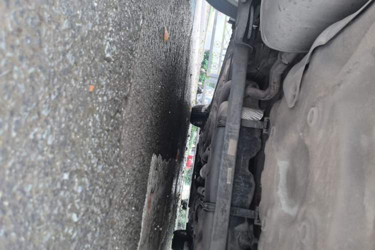 Used Baojun 630 2013 1.5L manual Elite version Chassis Rear