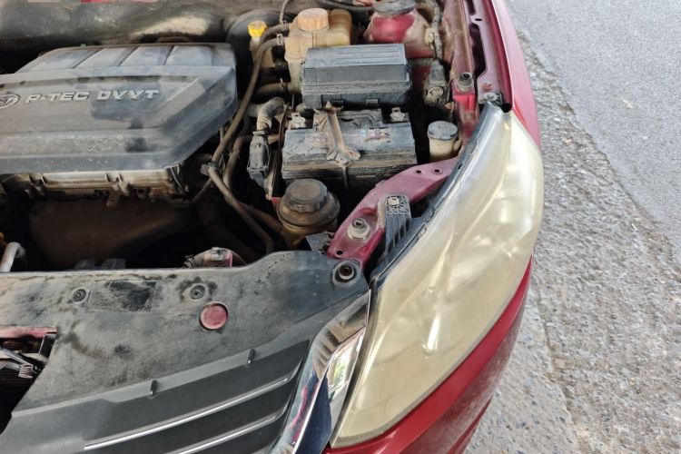 Used Baojun 630 2013 1.5L manual Comfort trim Engine Bay Left
