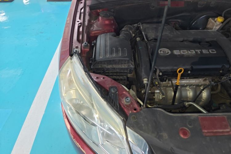 Used Baojun 630 2013 1.8L manual Elite version Engine Bay Right