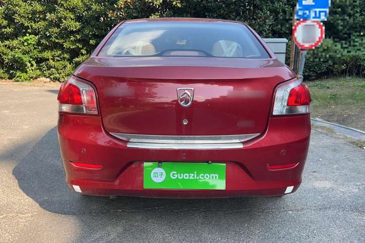 Used Baojun 630 2013 1.5L automatic Elite version Exterior 4
