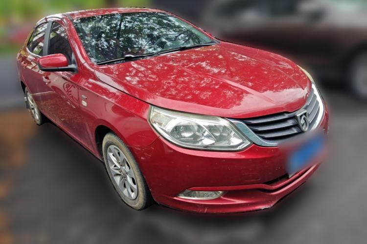 Used Baojun 630 2013 1.5L manual Comfort trim Front Right 45 Deg