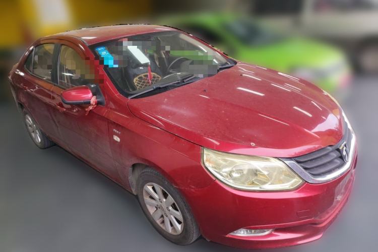 Used Baojun 630 2013 1.5L manual Comfort trim Front Right 45 Deg