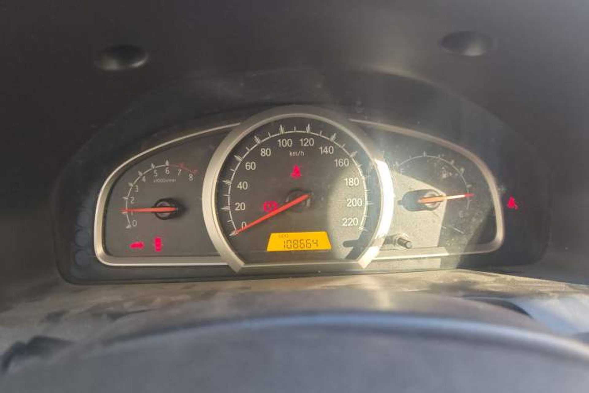 Used Baojun 630 2013 1.5L manual standard version Instrument Cluster