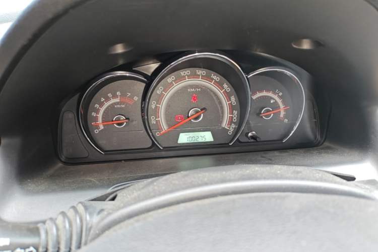 Used Baojun 630 2013 1.5L manual Comfort trim Instrument Cluster