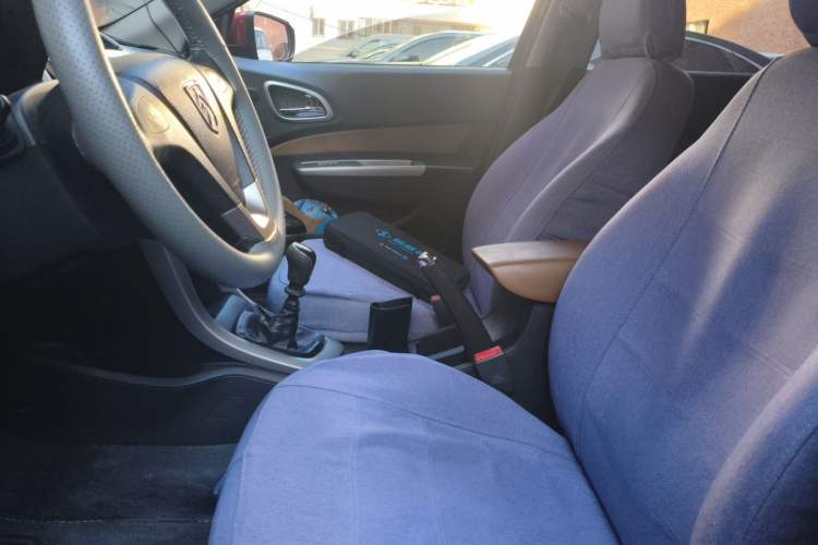 Used Baojun 630 2013 1.5L manual Comfort trim Left Front Seat