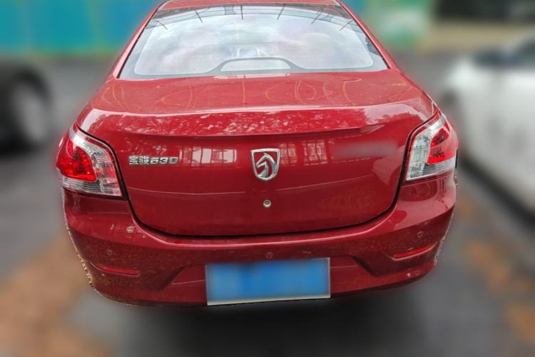 Used Baojun 630 2013 1.5L manual Comfort trim Rear