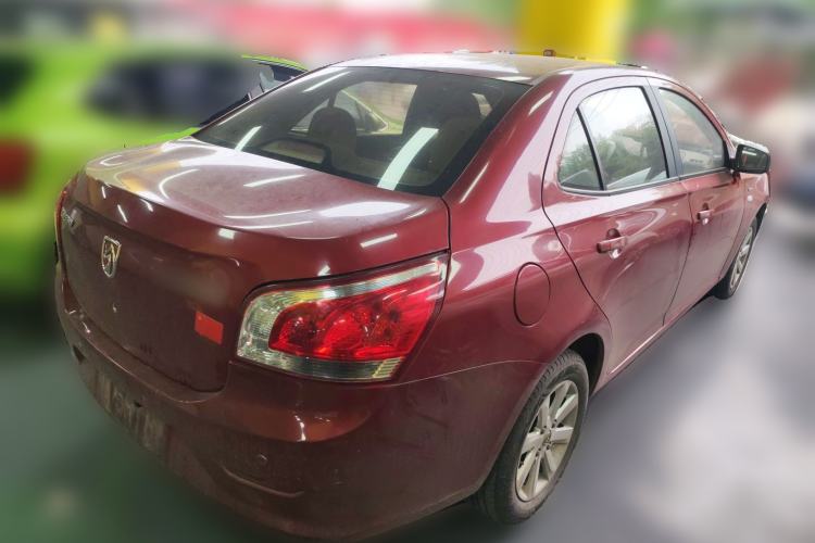 Used Baojun 630 2013 1.5L manual Comfort trim Rear Right 45 Deg