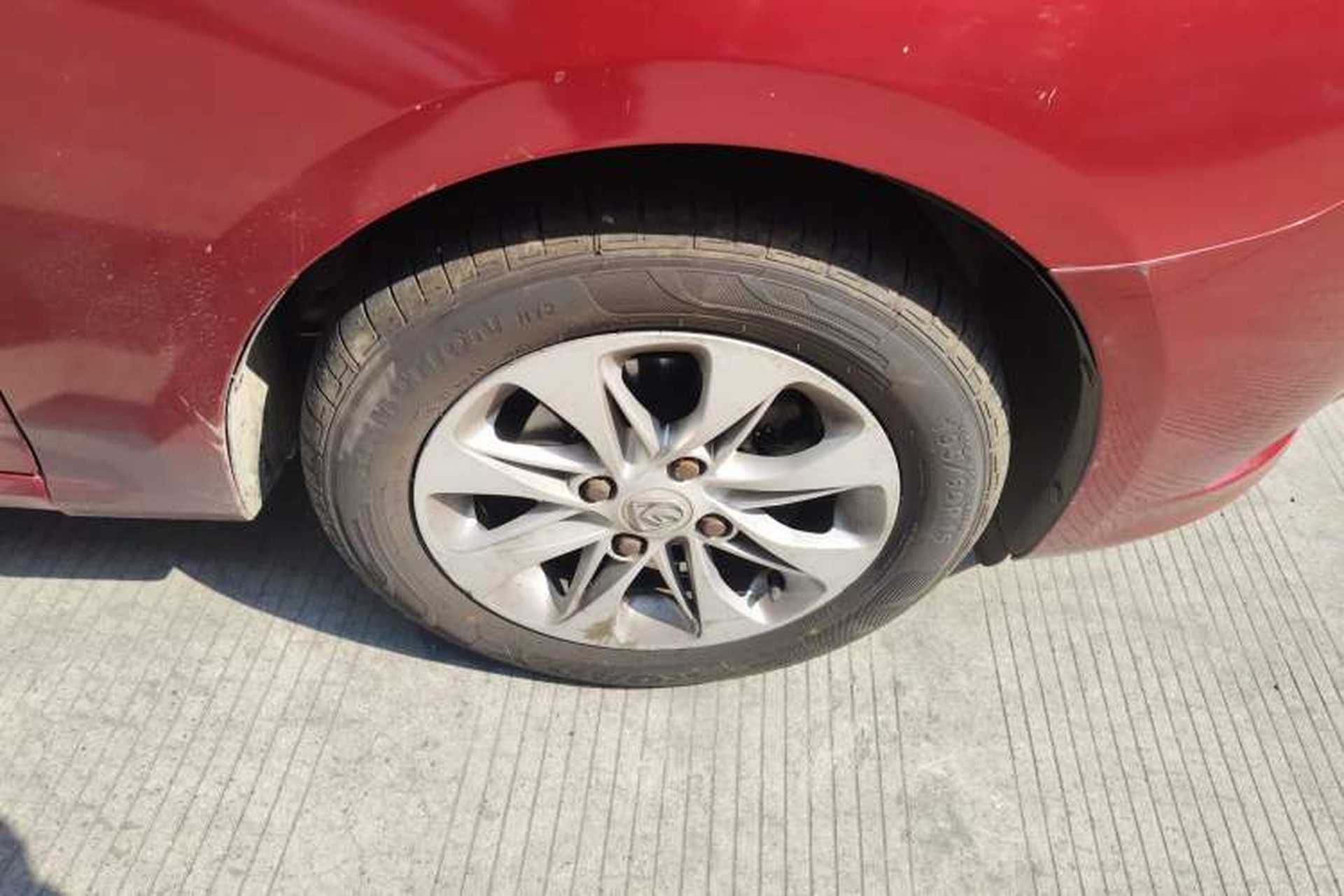 Used Baojun 630 2013 1.5L manual Elite version Right Front Wheel Hub