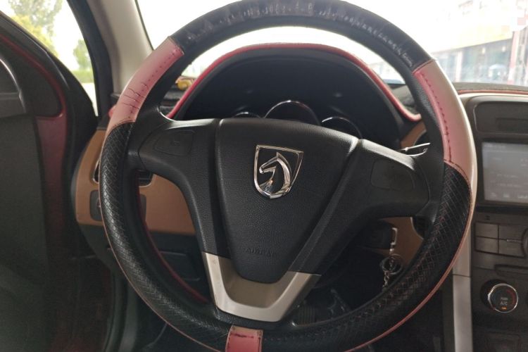 Used Baojun 630 2013 1.5L manual Comfort trim Steering Wheel