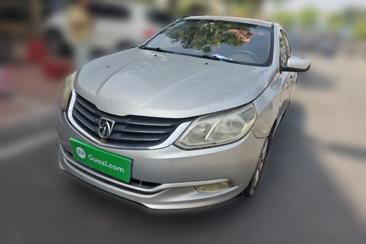Used Baojun 630 2013 1.5L manual Comfort trim Guazi used car, China used car export, Used car for sale, Used cars, Cheapest cars for sale
