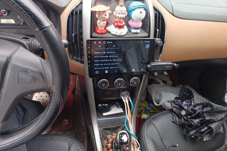 Used Baojun 630 2013 1.5L manual Comfort trim Audio And AC Panel