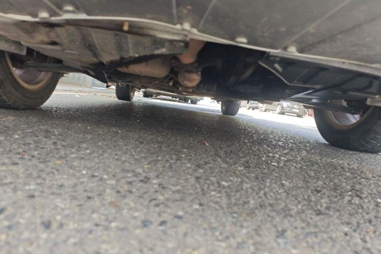 Used Baojun 630 2013 1.5L manual Comfort trim Chassis Front