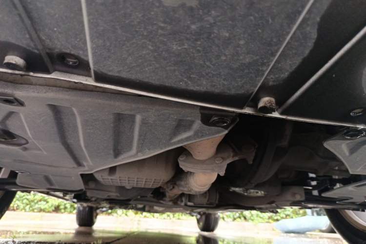Used Baojun 630 2013 1.5L manual Comfort trim Chassis Front