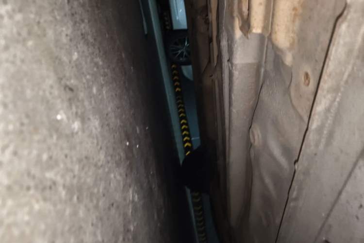 Used Baojun 630 2013 1.5L manual standard version Chassis Front Left