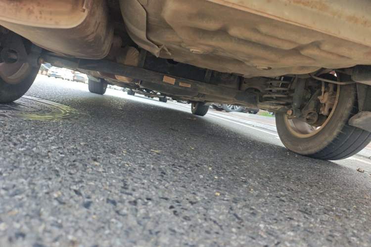 Used Baojun 630 2013 1.5L manual Comfort trim Chassis Rear