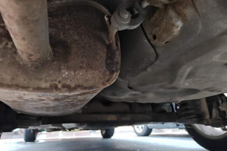 Used Baojun 630 2013 1.5L manual Comfort trim Chassis Rear