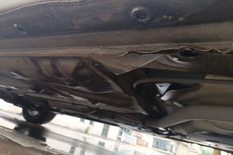 Used Baojun 630 2013 1.5L manual Comfort trim Chassis Rear Left