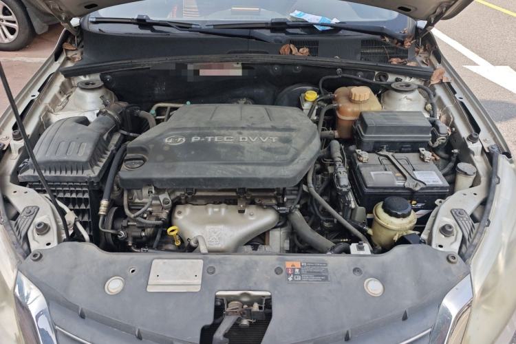 Used Baojun 630 2013 1.5L manual Comfort trim Engine Bay