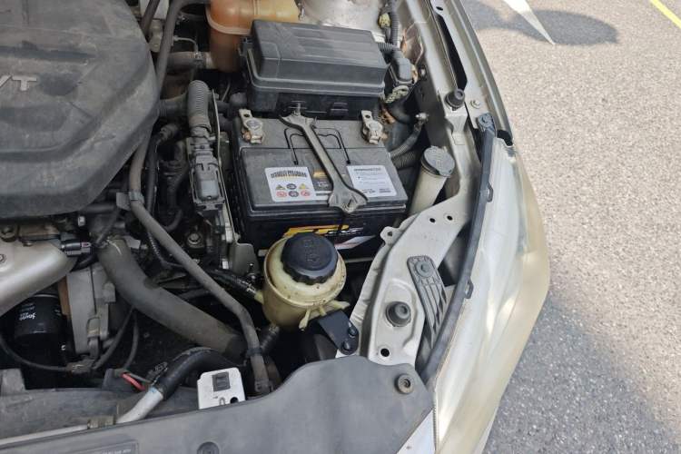 Used Baojun 630 2013 1.5L manual Comfort trim Engine Bay Left