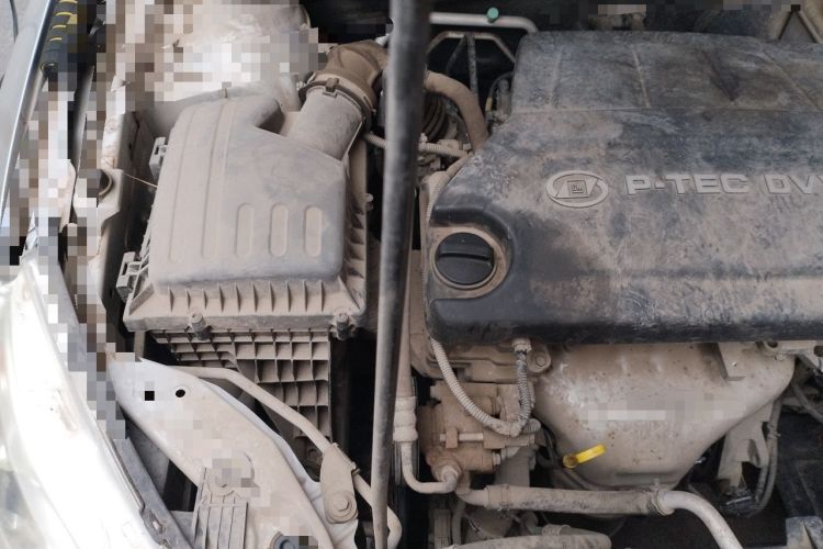 Used Baojun 630 2013 1.5L manual standard version Engine Bay Right