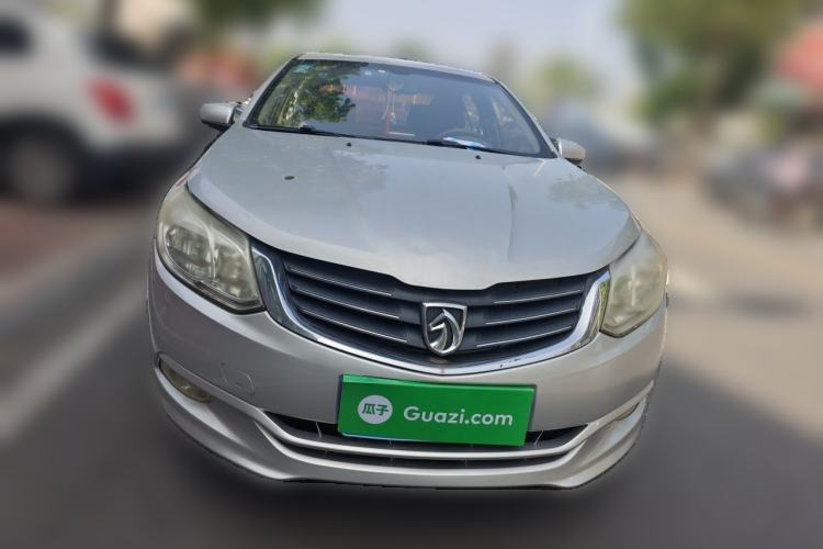Used Baojun 630 2013 1.5L manual Comfort trim Front