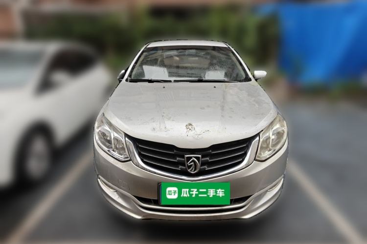 Used Baojun 630 2013 1.5L manual Comfort trim Front