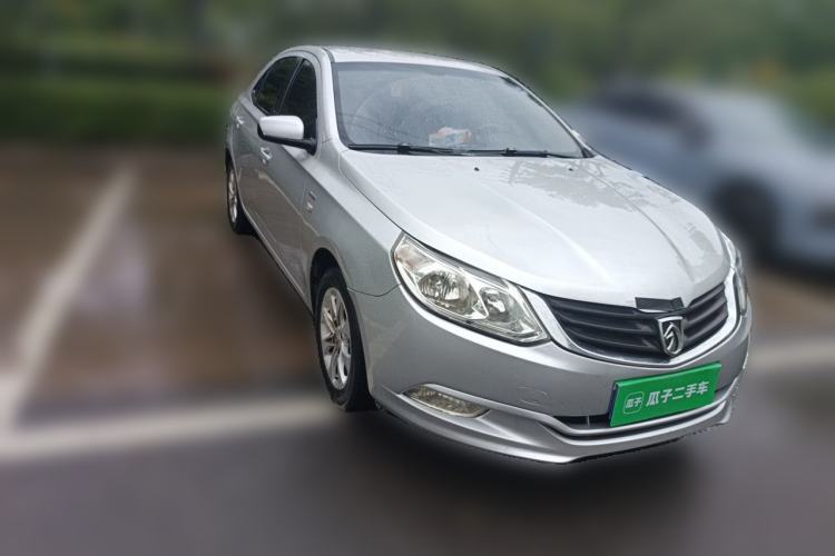 Used Baojun 630 2013 1.5L manual Comfort trim Front Right 45 Deg