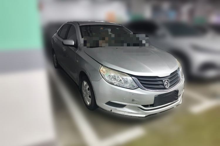 Used Baojun 630 2013 1.5L manual standard version Front Right 45 Deg