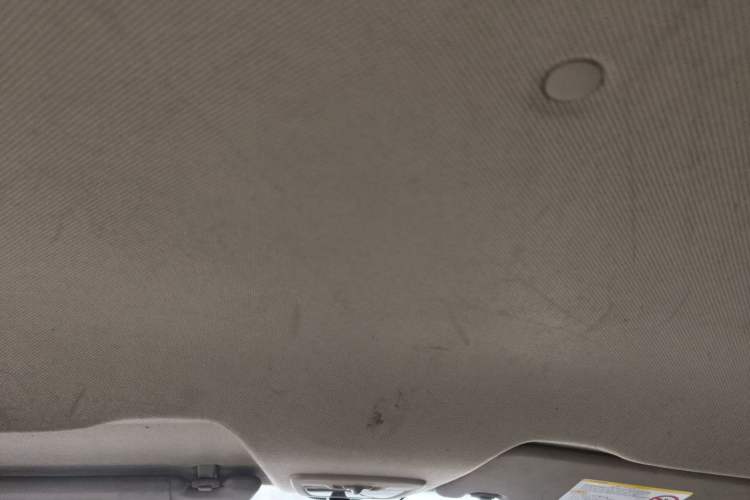 Used Baojun 630 2013 1.5L manual Entry-level trim Headliner